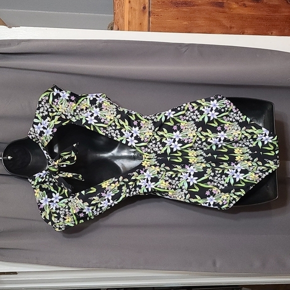 Unbranded Swimsuit Black Floral Modest Semi-Backless Ties Cruise Beach Sz 14 EUC - Picture 4 of 10